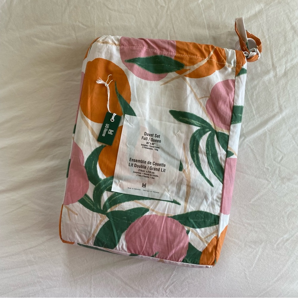 Urban Outfitters peaches duvet